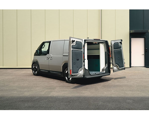 Kia PV5 Cargo a fost încoronată Autoutilitara anului