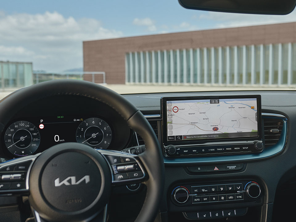 Sisteme infotainment și de conectivitate high-tech